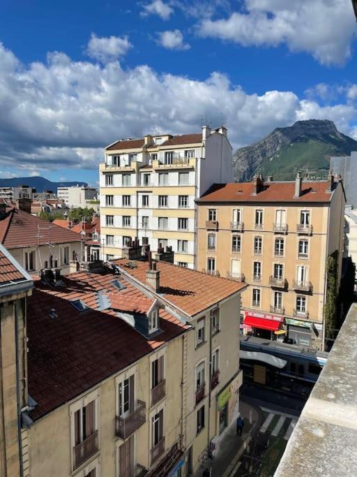 St Bruno - Studio Tropiques  Grenoble Kültér fotó